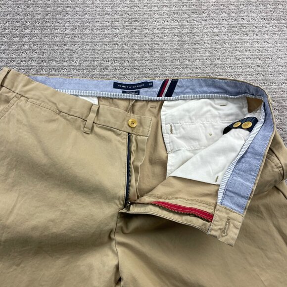 Tommy Hilfiger Khaki Pants Men Size 40 Brown Casual Chino Preppy - Picture 3 of 13